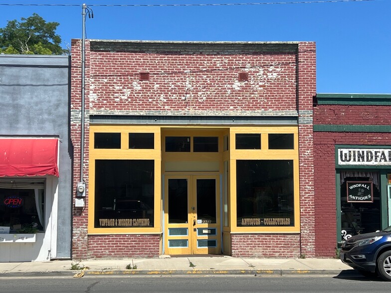 2308 Broadway St, Baker City, OR for sale - Building Photo - Image 1 of 1