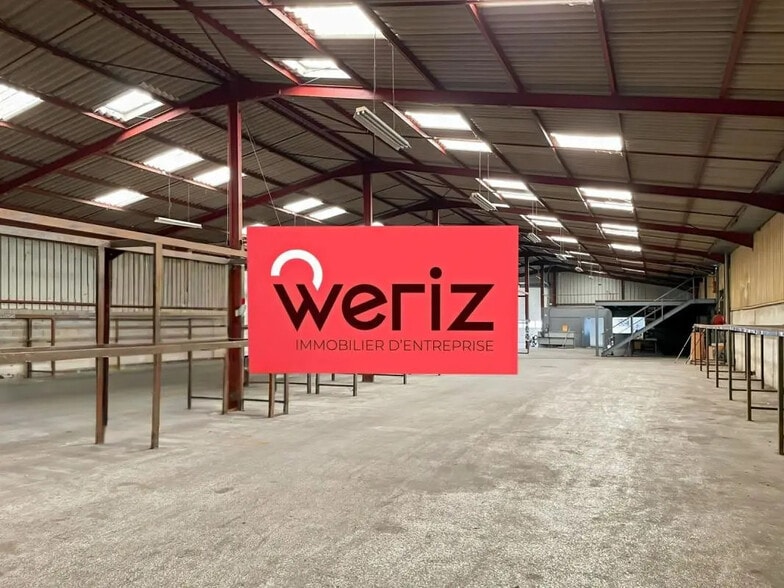 Industrial in Marignane for sale - Interior Photo - Image 3 of 11