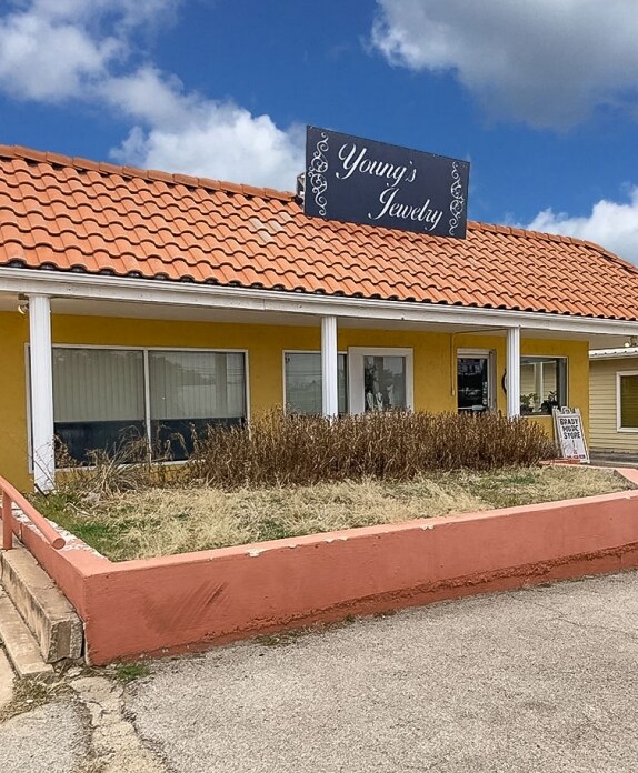 1906 S Bridge St, Brady, TX for sale Primary Photo- Image 1 of 1