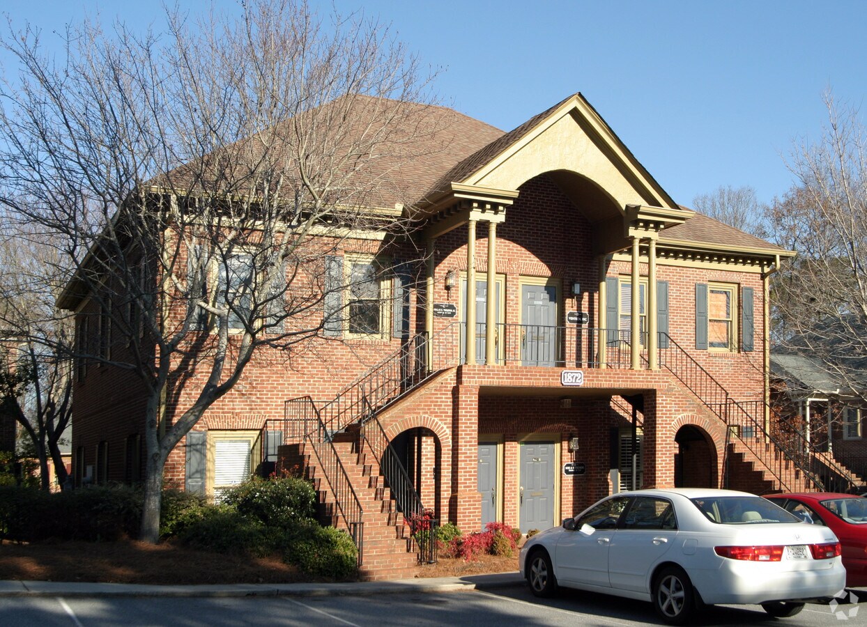 1872 Independence Sq, Dunwoody, GA 30338