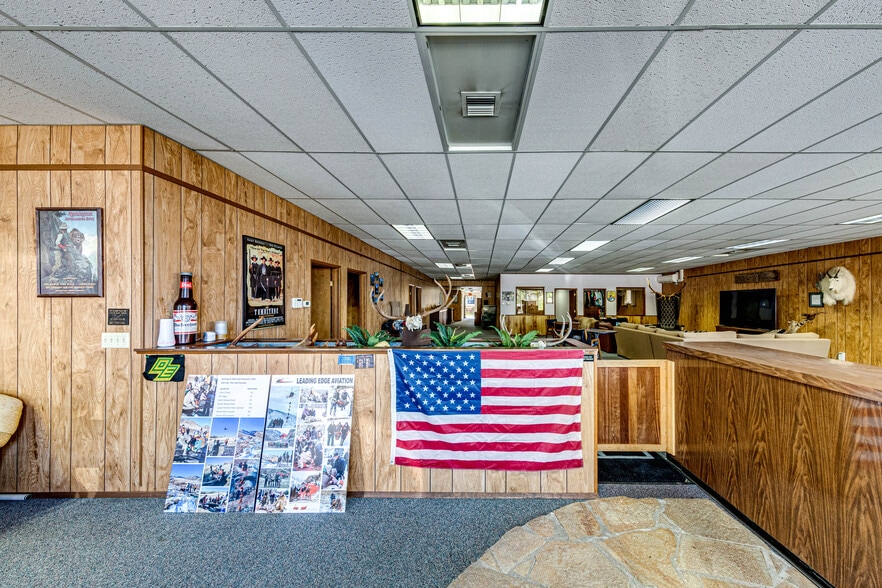 214 E 1st St, Port Angeles, WA for lease - Building Photo - Image 2 of 30