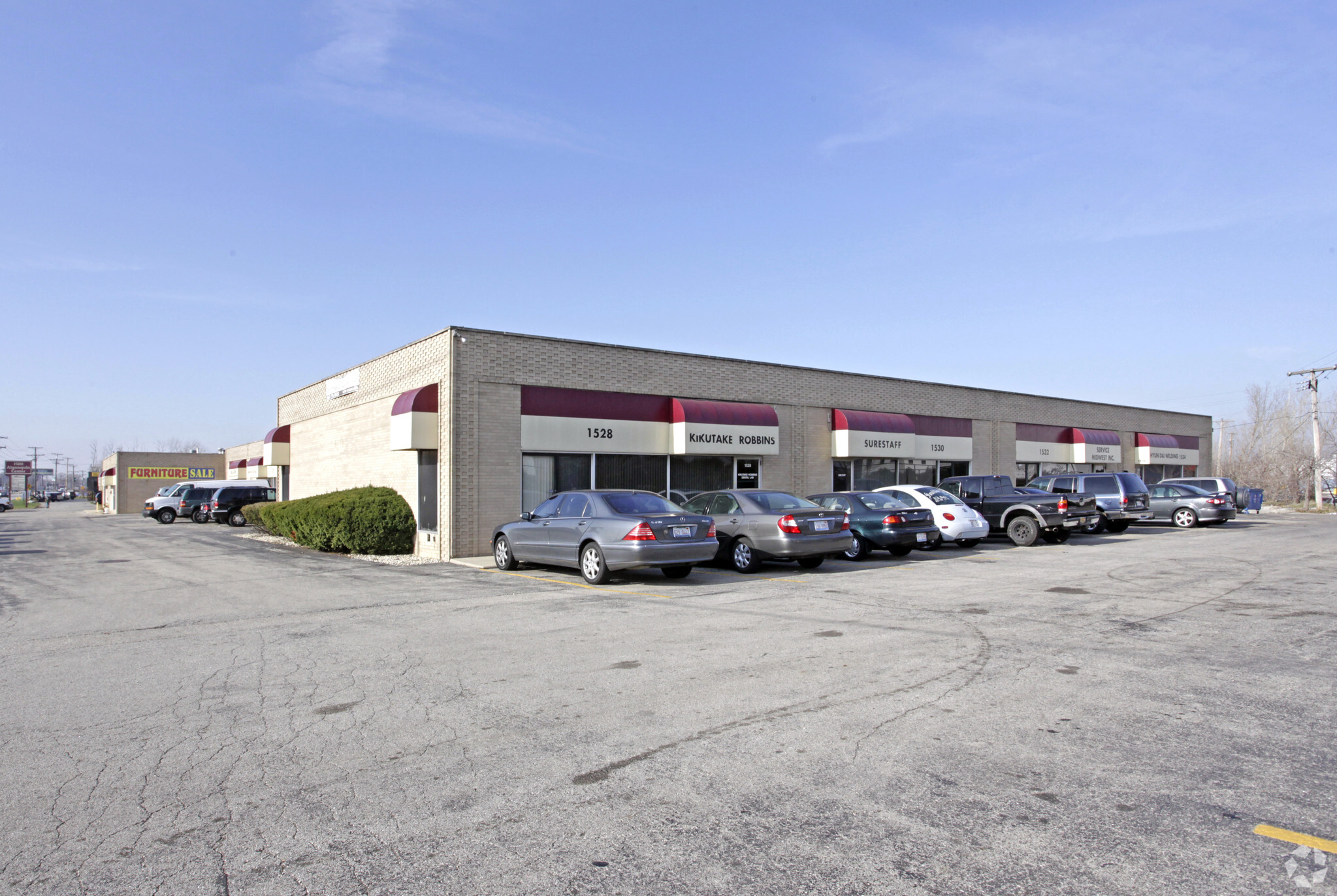 1500-1534 E Algonquin Rd, Arlington Heights, IL for lease Primary Photo- Image 1 of 18