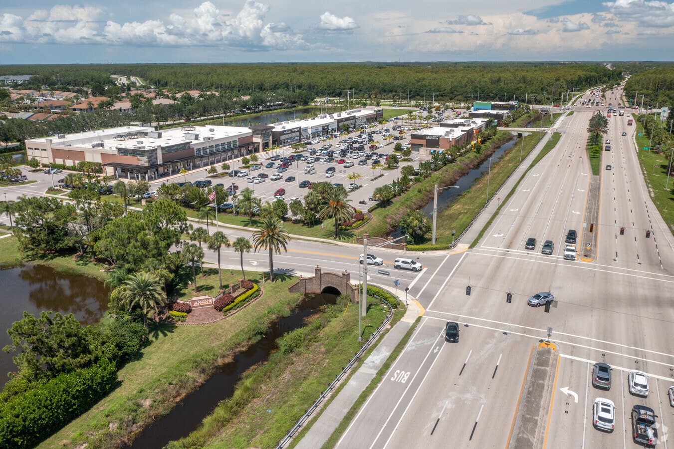 6891 Daniels Pky, Fort Myers, FL 33912 Daniels Marketplace