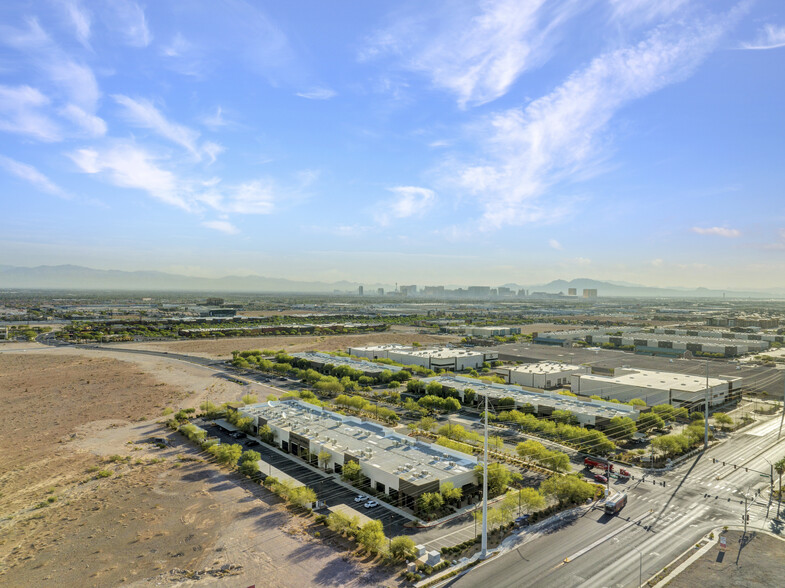 7255 S Tenaya Way, Las Vegas, NV for lease - Building Photo - Image 2 of 9