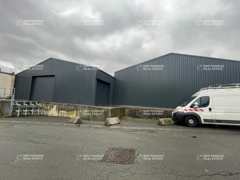 Flex in Wasquehal for sale - Building Photo - Image 2 of 5