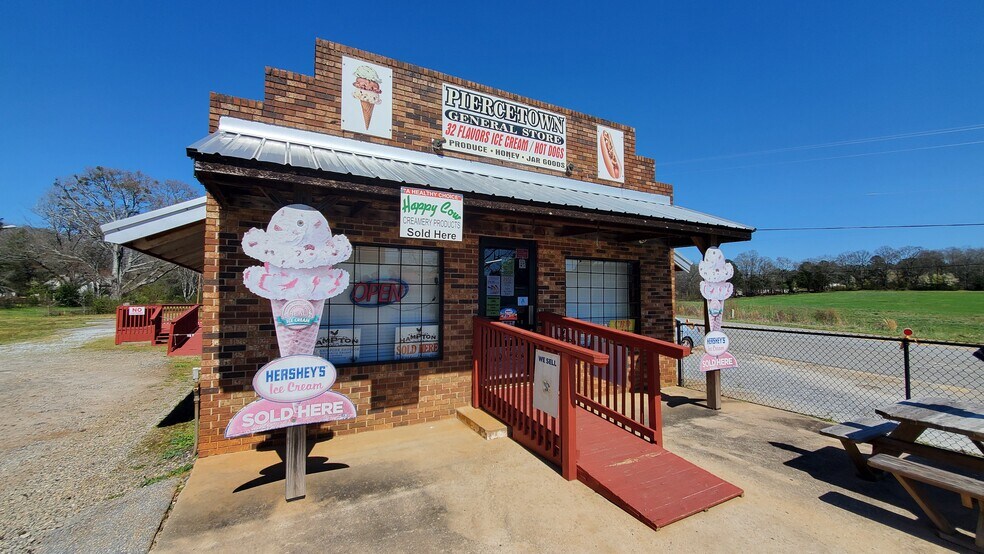 100 Fire Tower Rd, Williamston, SC for sale - Building Photo - Image 1 of 1