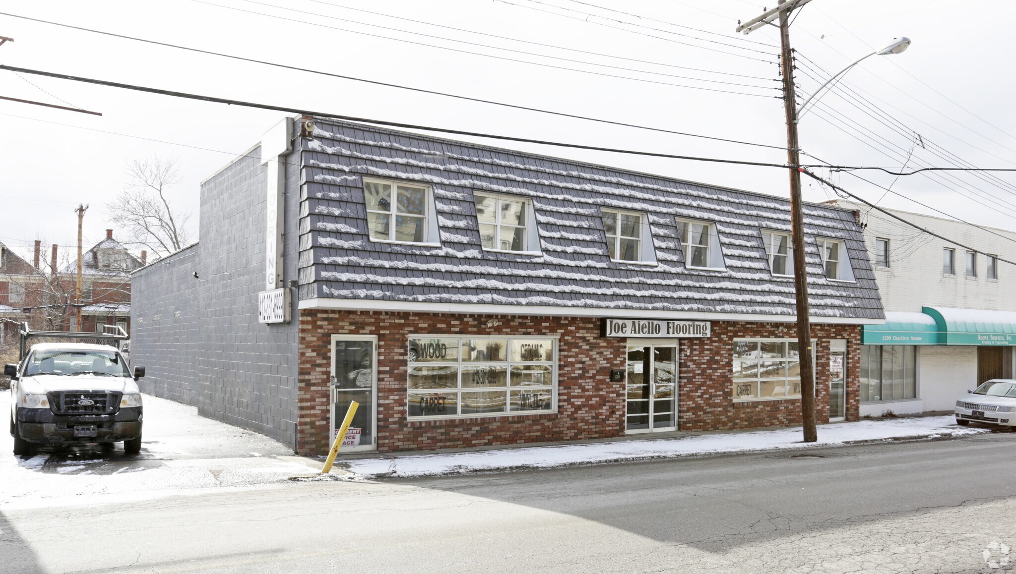 1205 Chartiers Ave, McKees Rocks, PA for sale Primary Photo- Image 1 of 1