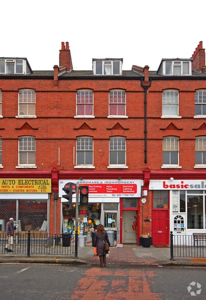 20 Cambridge Heath Rd, London for sale - Building Photo - Image 1 of 1