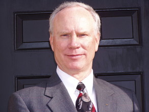 Mike Nussbaum