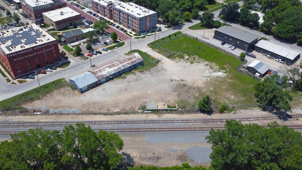 620 E 8th St, Lawrence, KS for sale - Building Photo - Image 1 of 1
