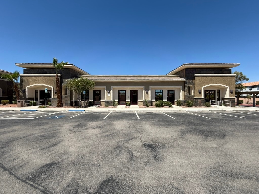 8766 S Maryland Pky, Las Vegas, NV for sale Building Photo- Image 1 of 21