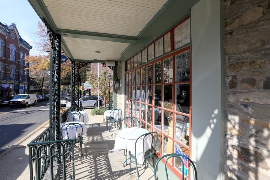 32 Bridge St, Lambertville, NJ for lease - Building Photo - Image 3 of 7