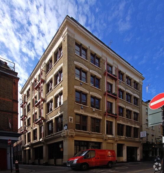 26-30 Artillery Ln, London for lease - Primary Photo - Image 1 of 4