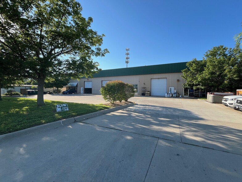 4910 Wakarusa Ct, Lawrence, KS for lease - Building Photo - Image 3 of 3