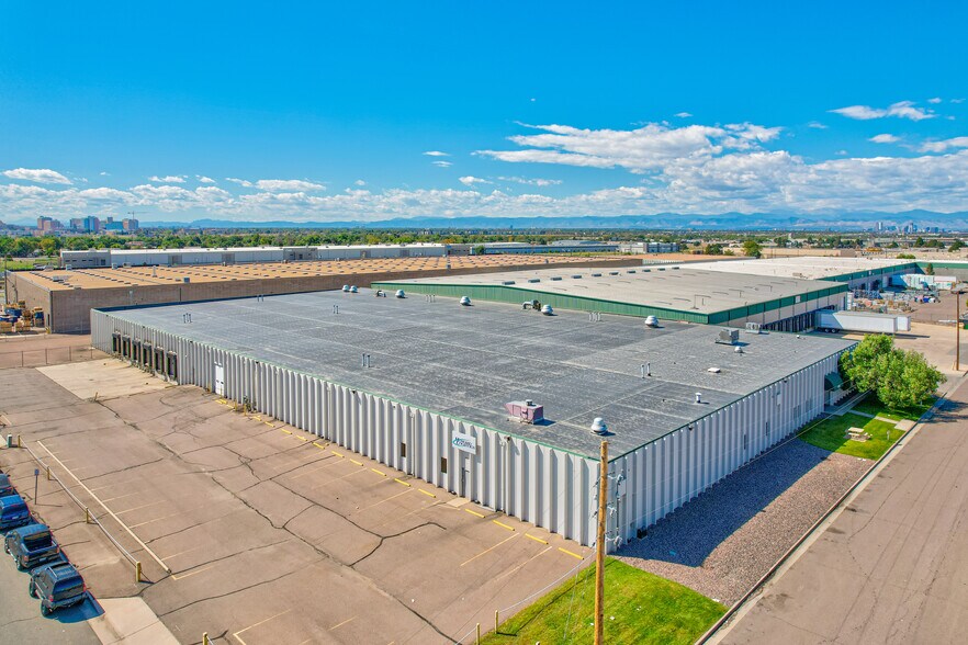 13100-13300 E 38th Ave, Denver, CO for sale - Building Photo - Image 2 of 13