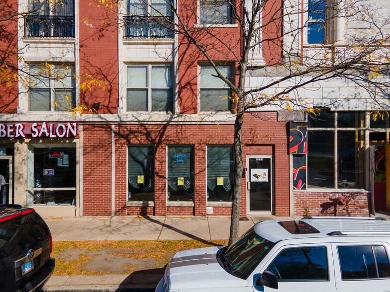 401-417 E Oakwood Blvd, Chicago, IL for sale - Building Photo - Image 1 of 22