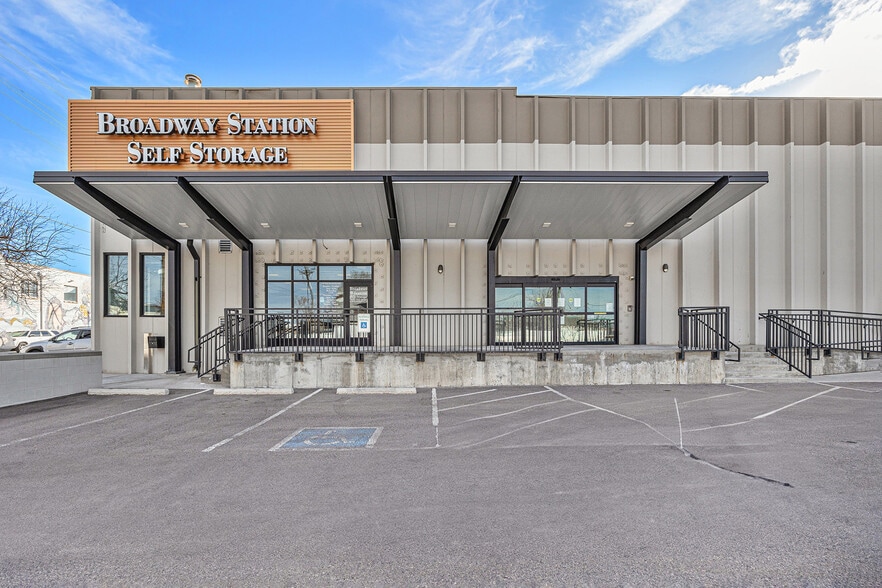 1475 S Acoma St, Denver, CO for sale - Building Photo - Image 2 of 31