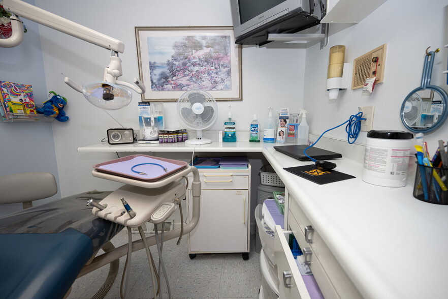 1616 Abbott Rd, Lackawanna, NY for sale - Building Photo - Image 3 of 9