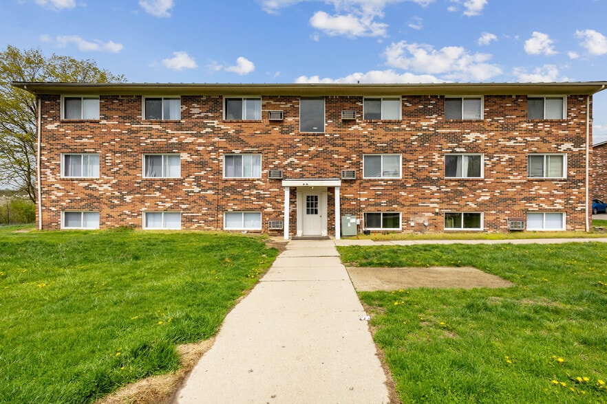 186 1st St, Olivet, MI for sale - Building Photo - Image 1 of 15