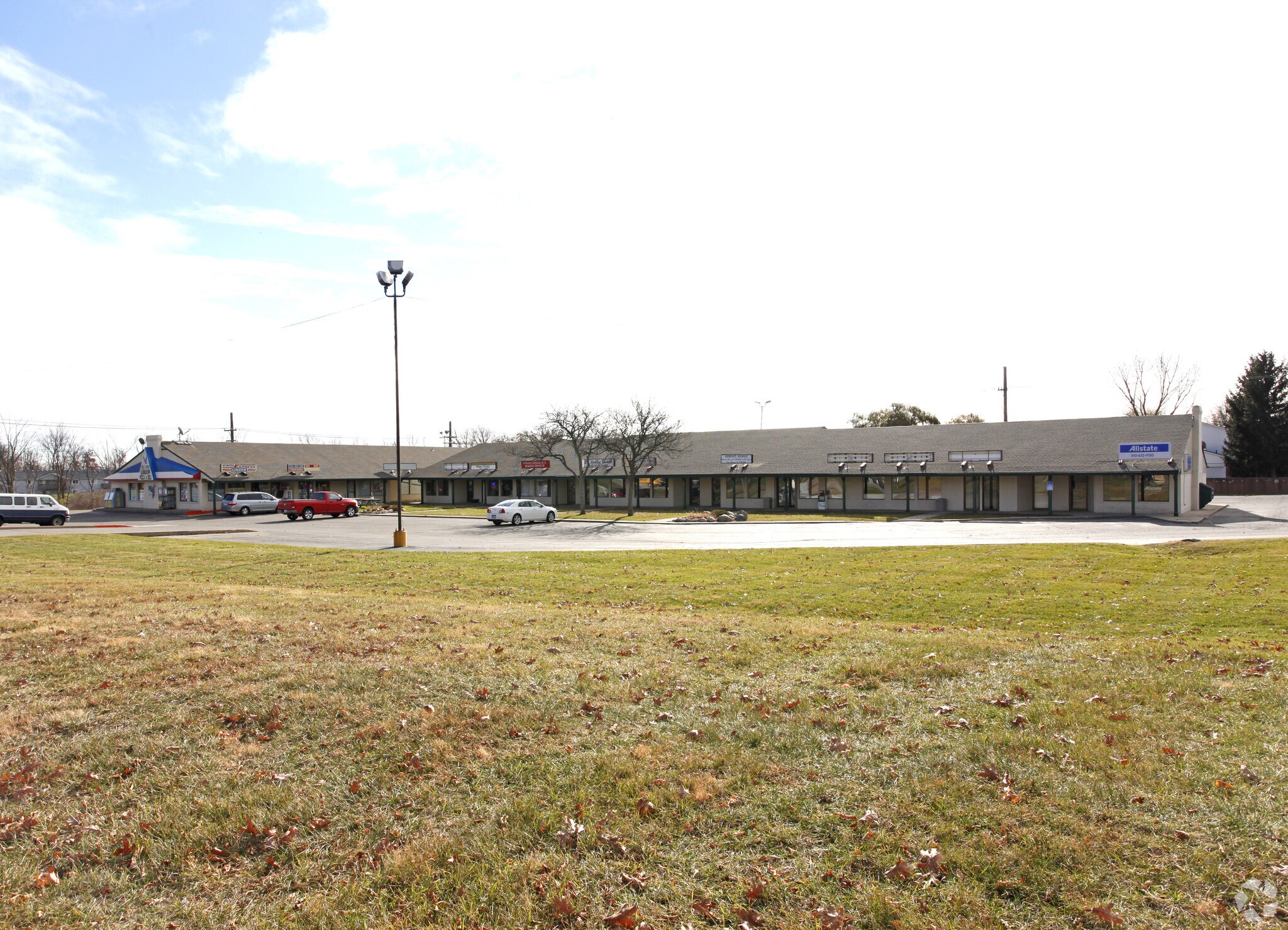 9512-9576 Highland Rd, Howell, MI for sale Primary Photo- Image 1 of 1