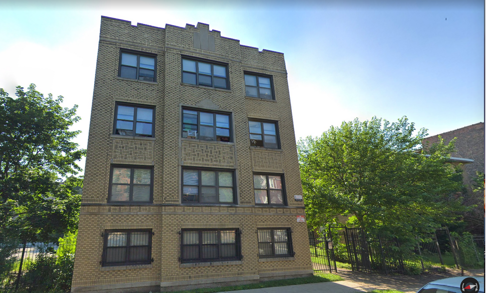 8209 S Ellis Ave, Chicago, IL for sale - Building Photo - Image 1 of 1