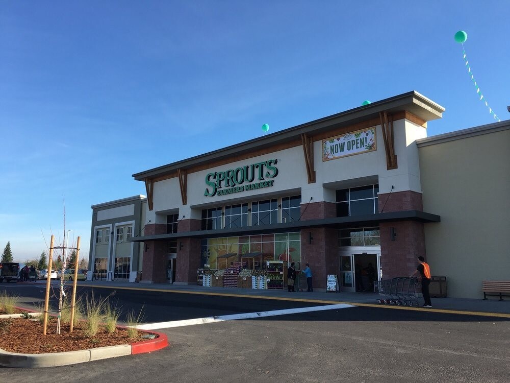 2810 Del Paso Rd, Sacramento, CA 95834