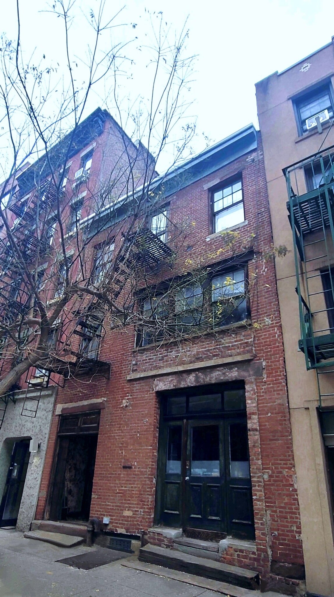 225 E 21ST St, New York, NY for lease Building Photo- Image 1 of 13