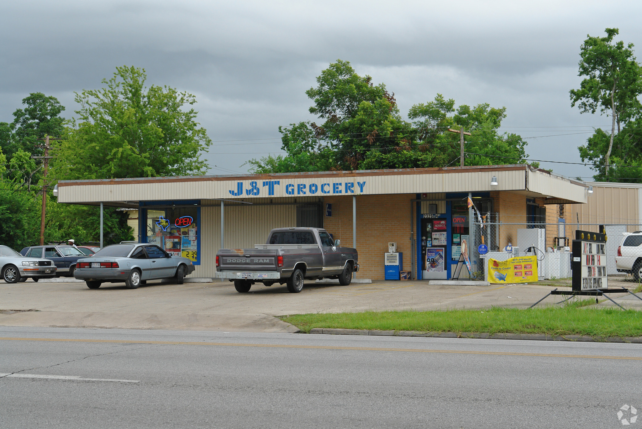 2325 S 4th St, Beaumont, TX for sale Primary Photo- Image 1 of 3