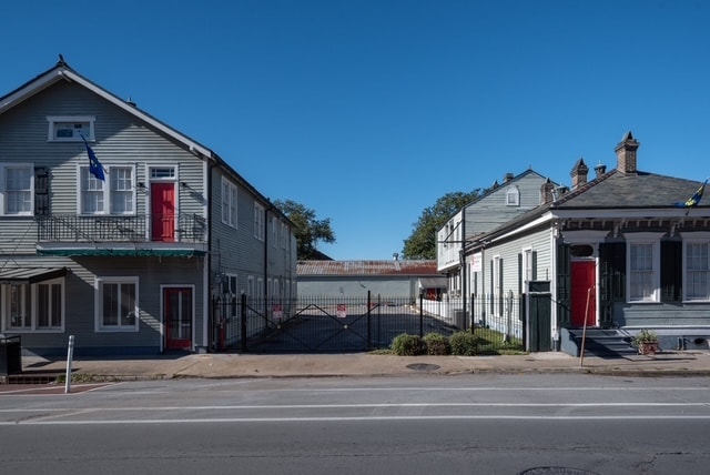 Rampart St Portfolio Sale portfolio of 5 properties for sale on LoopNet.com - Building Photo - Image 2 of 9