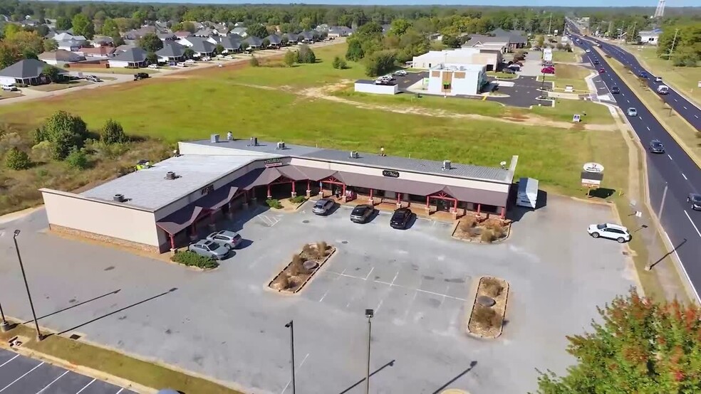 1281 S Houston Lake Rd, Warner Robins, GA for lease - Commercial Listing Video - Image 2 of 26