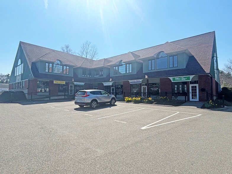 64 Lafayette Rd, North Hampton, NH for sale - Building Photo - Image 1 of 2