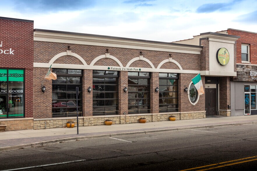 30523096 12 Mile Rd, Berkley, MI 48072