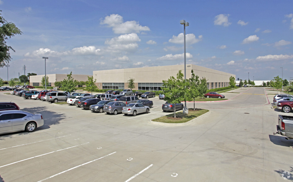 4950 Amon Carter Blvd, Fort Worth, TX for sale - Primary Photo - Image 1 of 1