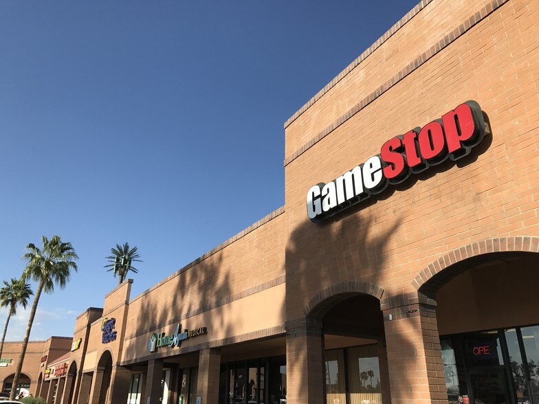 5036 W Cactus Rd, Glendale, AZ for lease - Building Photo - Image 3 of 9