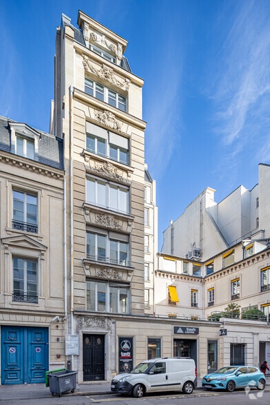 24 Rue De Londres, Paris for lease - Building Photo - Image 2 of 2