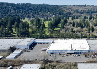 1740 SE Ochoco St, Milwaukie, OR for lease Building Photo- Image 2 of 6