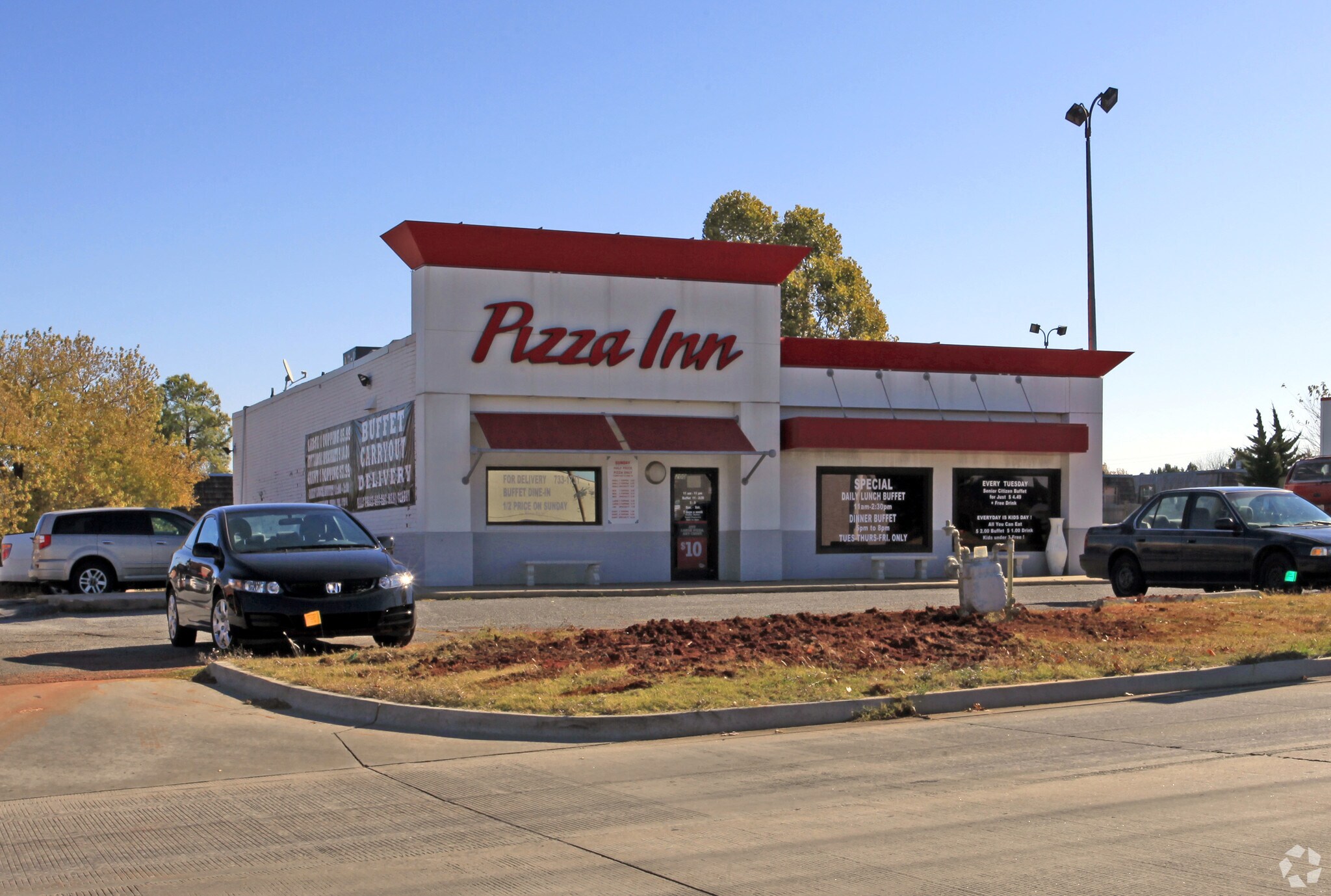 200 S Midwest Blvd, Oklahoma City, OK for sale Primary Photo- Image 1 of 1