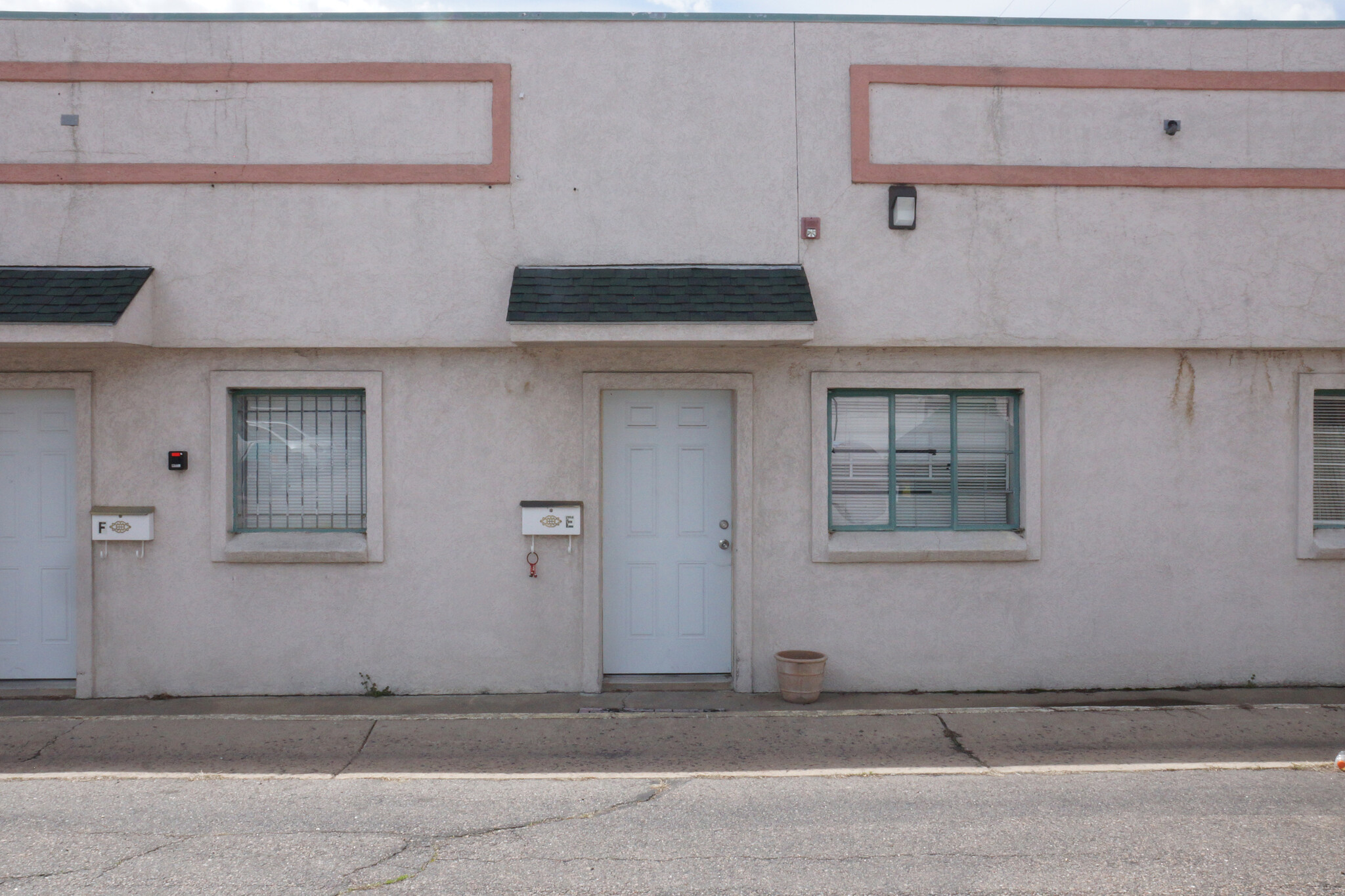 8700 W Colfax Ave, Lakewood, CO for lease Building Photo- Image 1 of 7