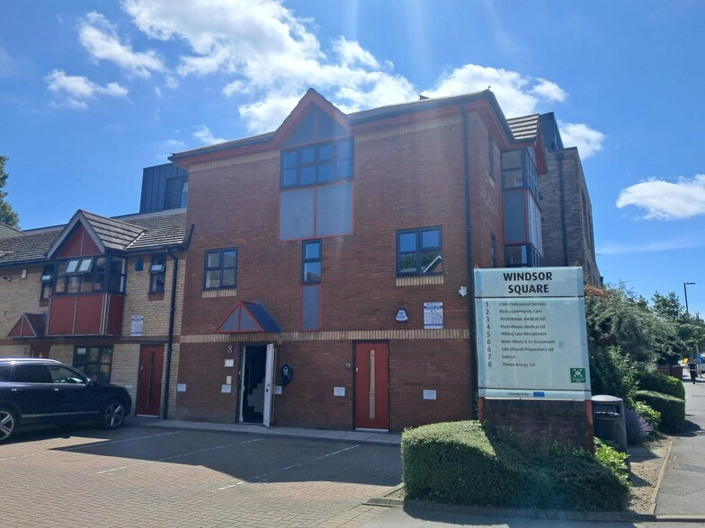 Silver St, Reading for lease - Building Photo - Image 3 of 8