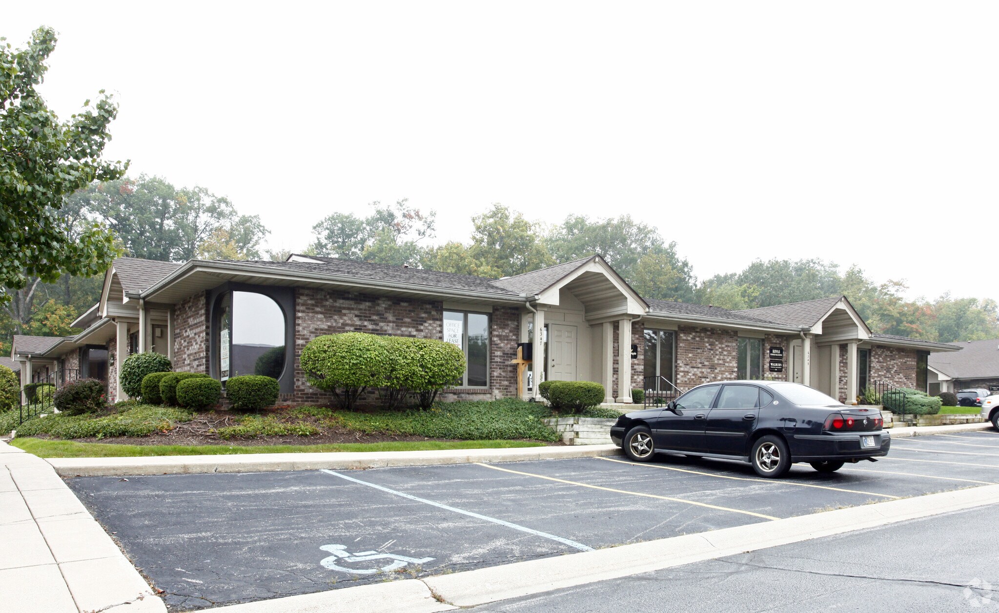 6343-6353 Constitution Dr, Fort Wayne, IN for sale Primary Photo- Image 1 of 1