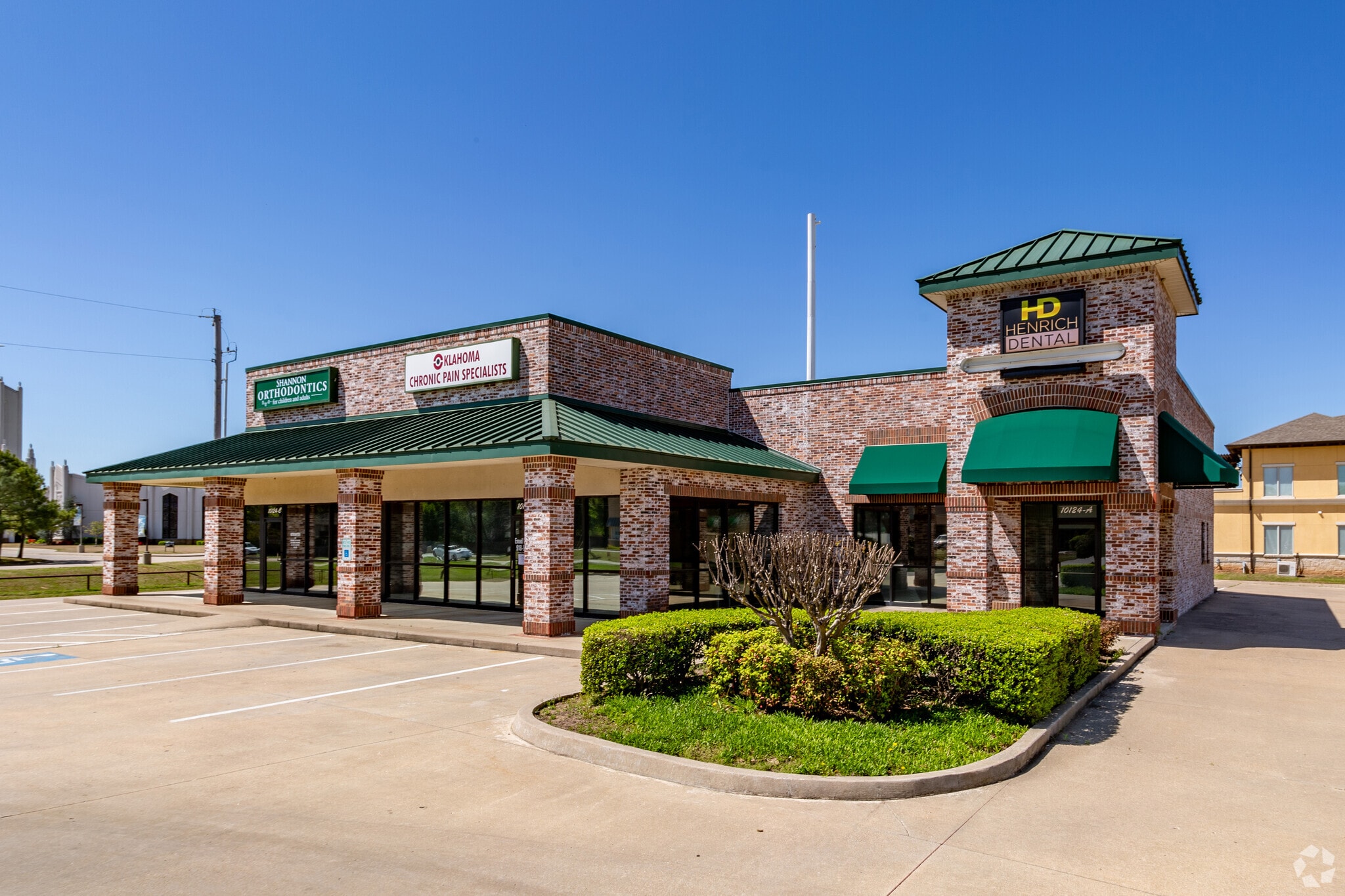 10124 S Sheridan Rd, Tulsa, OK for lease Building Photo- Image 1 of 8