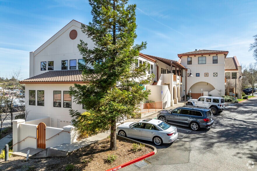 500 Auburn Folsom Rd, Auburn, CA for lease - Building Photo - Image 2 of 6