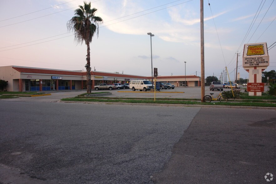 2148 Waldron Rd, Corpus Christi, TX 78418 Waldron Place