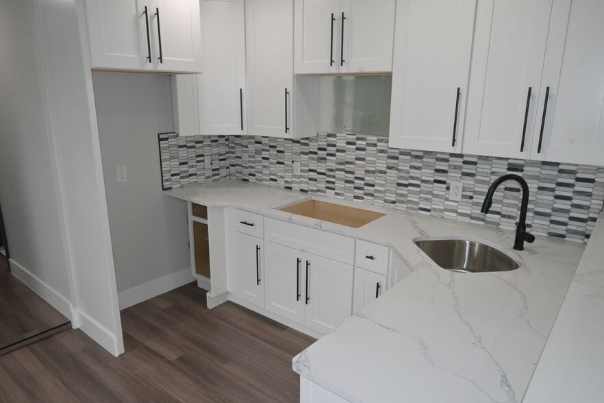 3566 Ruth St, Philadelphia, PA for sale - Building Photo - Image 2 of 4