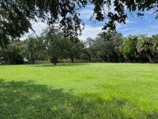 More details for 900 Starkey Rd, Largo, FL - Land for Sale