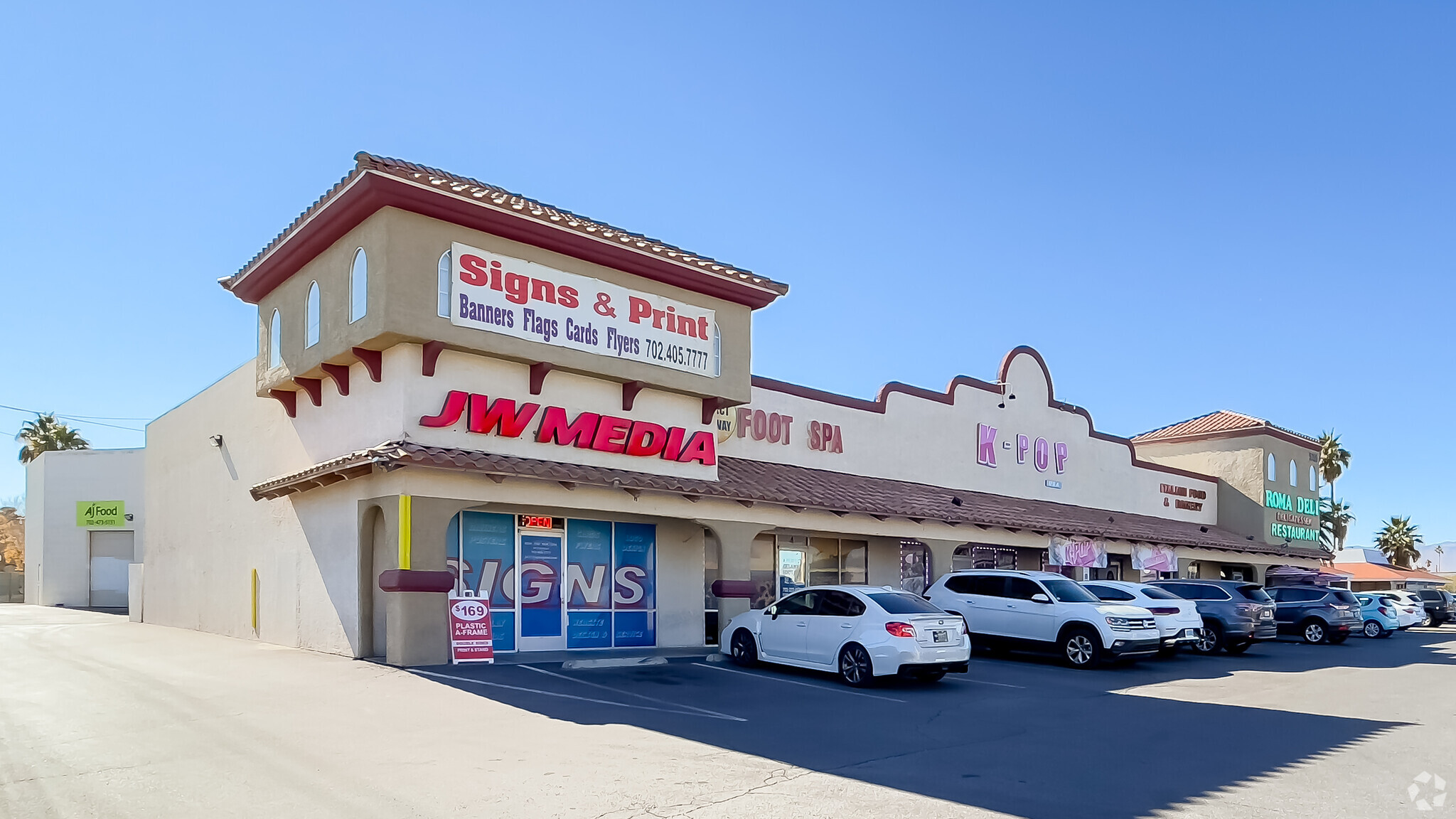 5755 Spring Mountain Rd, Las Vegas, NV for lease Primary Photo- Image 1 of 3