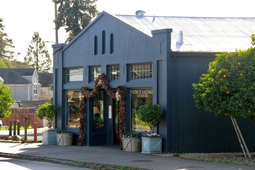 307 Bodega Ave, Petaluma, CA 94952