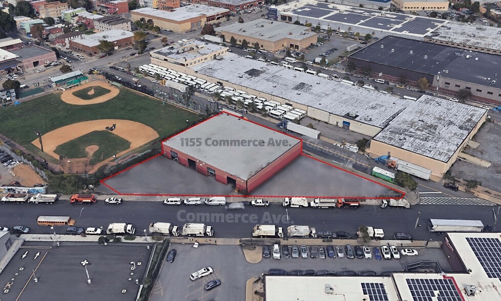 1155 Commerce Ave, Bronx, NY for lease - Building Photo - Image 2 of 12