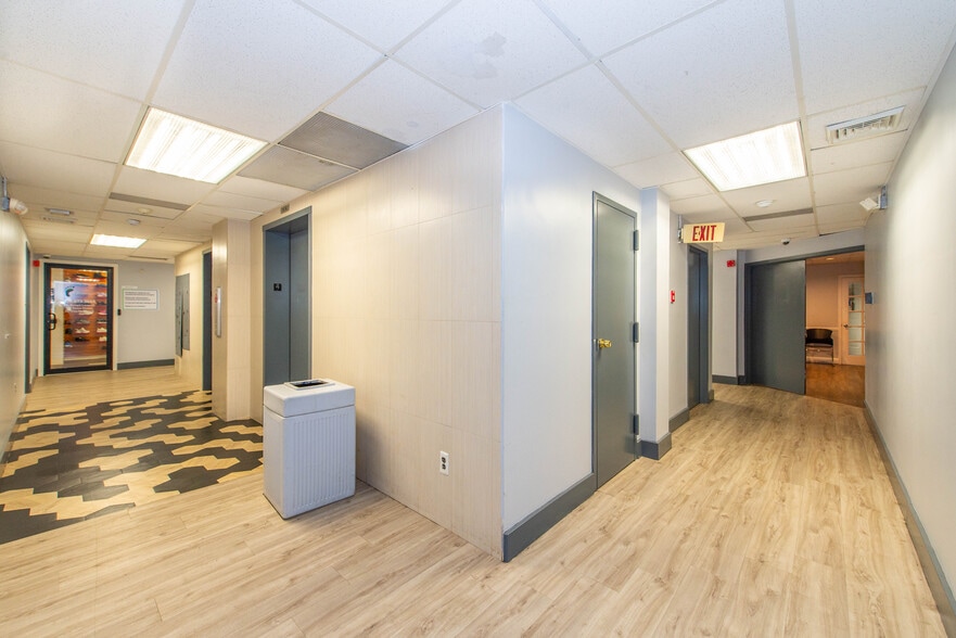 185 Central Ave, East Orange, NJ for lease - Building Photo - Image 3 of 12