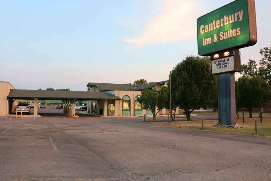 400 Main St, Parsons, KS 67357